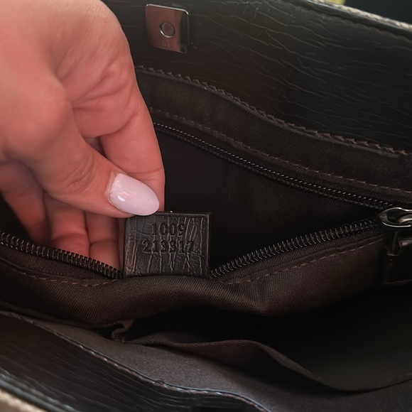 Gucci Monogram Tote Bag - Picture 8 of 9